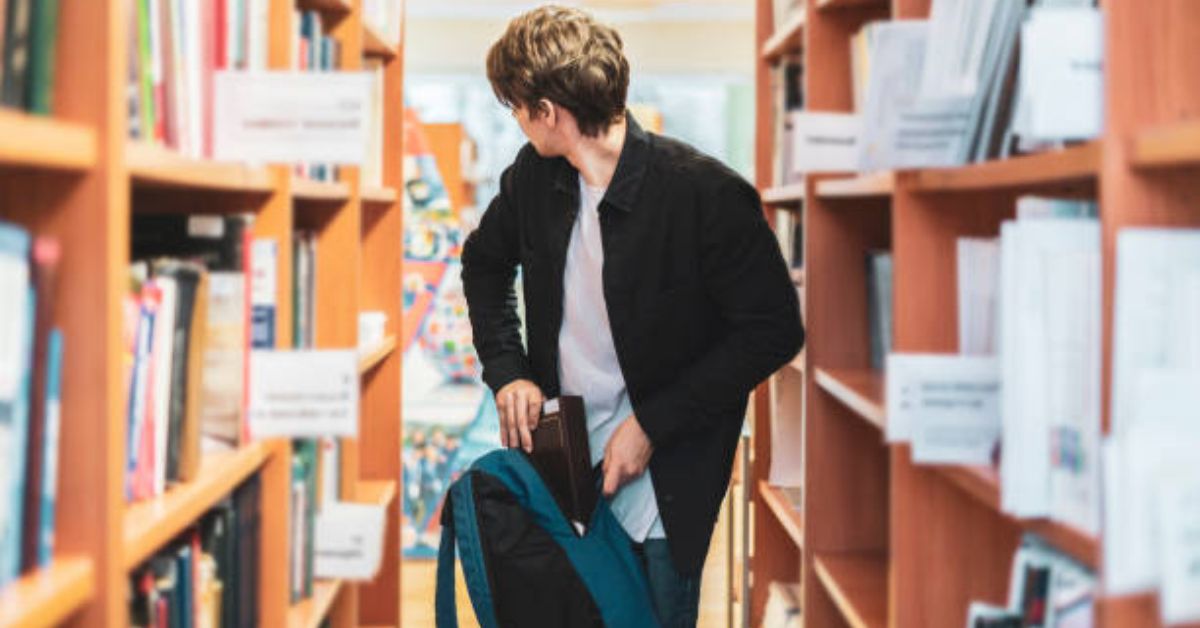 teenagers shoplift